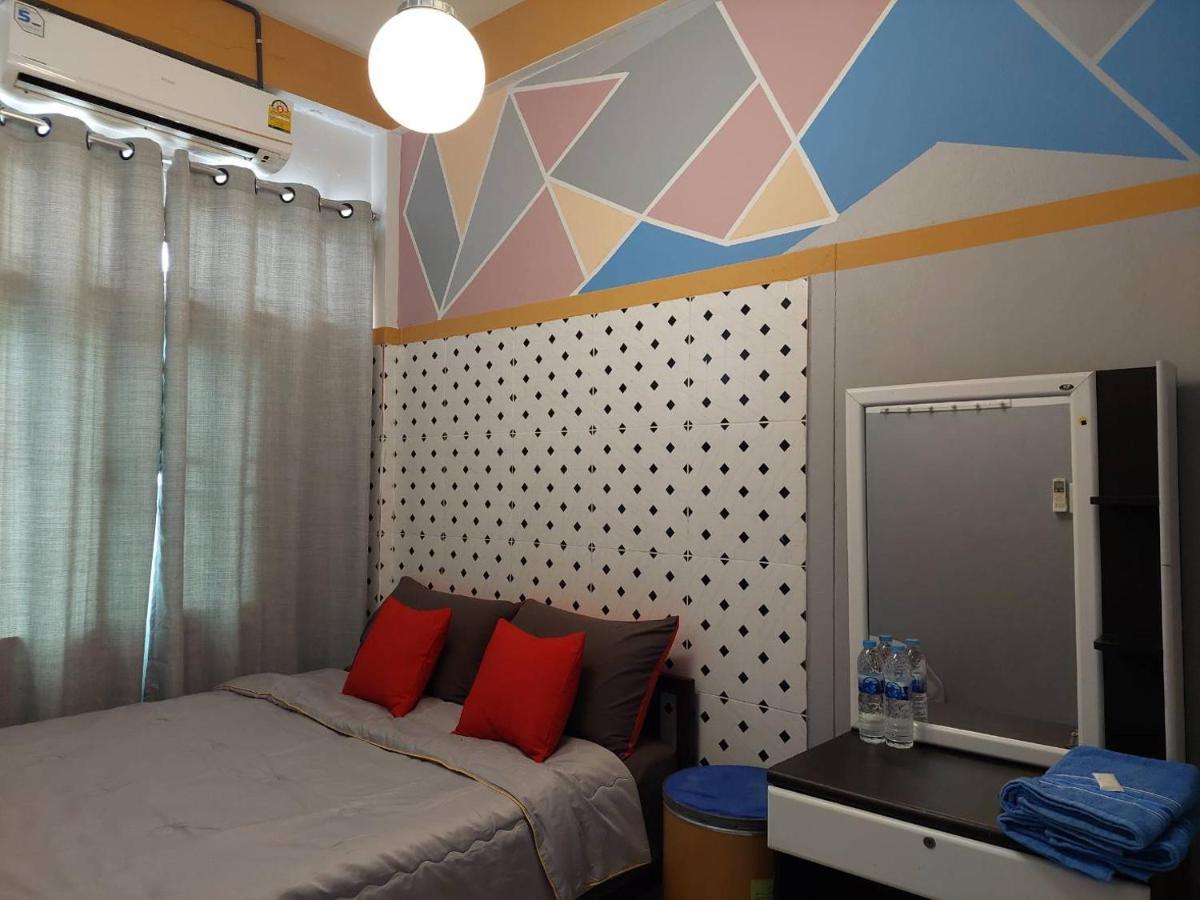 Ben House Lejlighed Bangkok Eksteriør billede